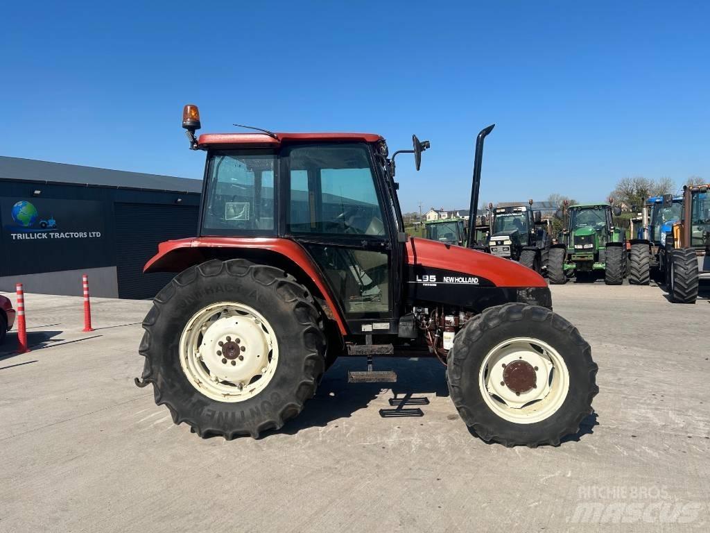 New Holland L 95 Tractores
