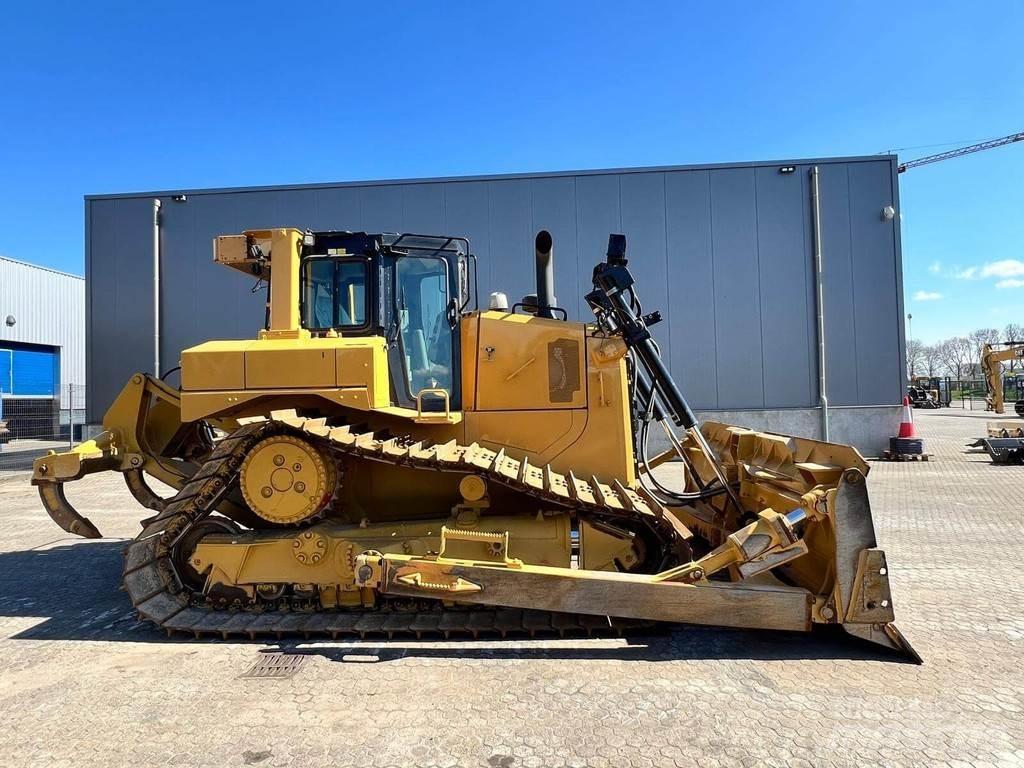 CAT D6T LGP Buldozer sobre oruga