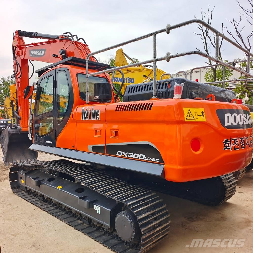 Doosan DX 225 LC Excavadoras de cadenas