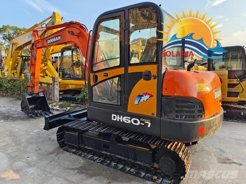 Doosan DH 60-7 Mini excavadoras < 7t