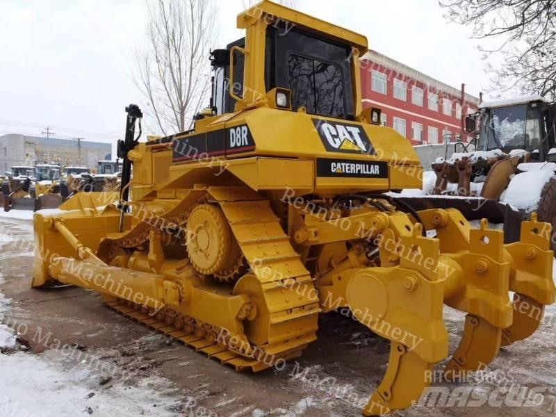 CAT D 8 R Buldozer sobre oruga