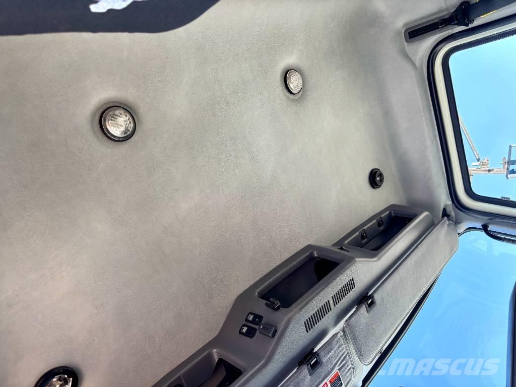 Mack GU813 Camiones con gancho