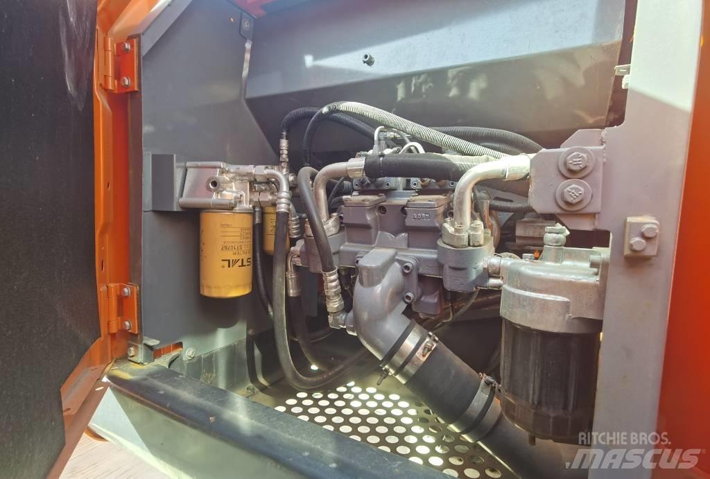 Hitachi ZX 210 Excavadoras de cadenas
