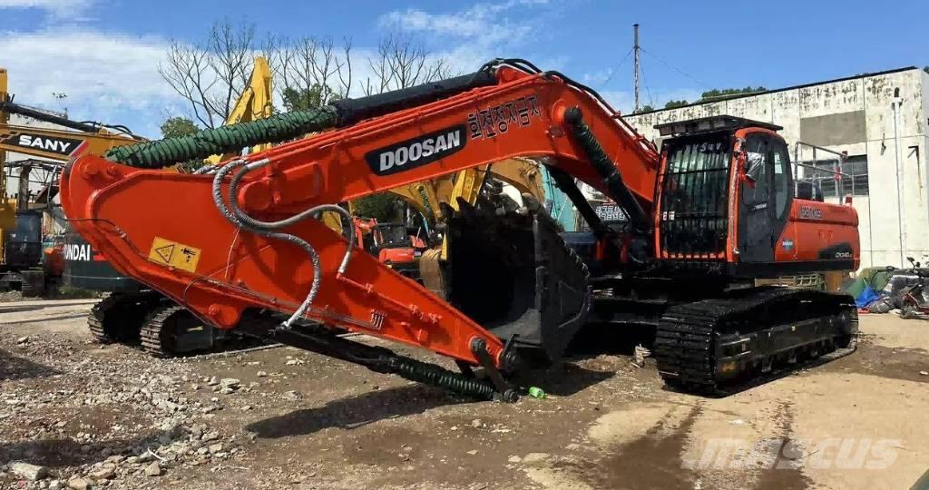 Doosan DX340 Excavadoras de cadenas
