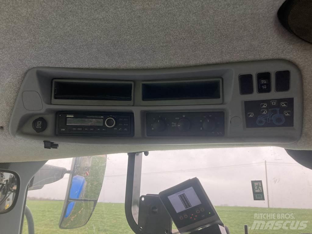 New Holland T7.225 Tractores