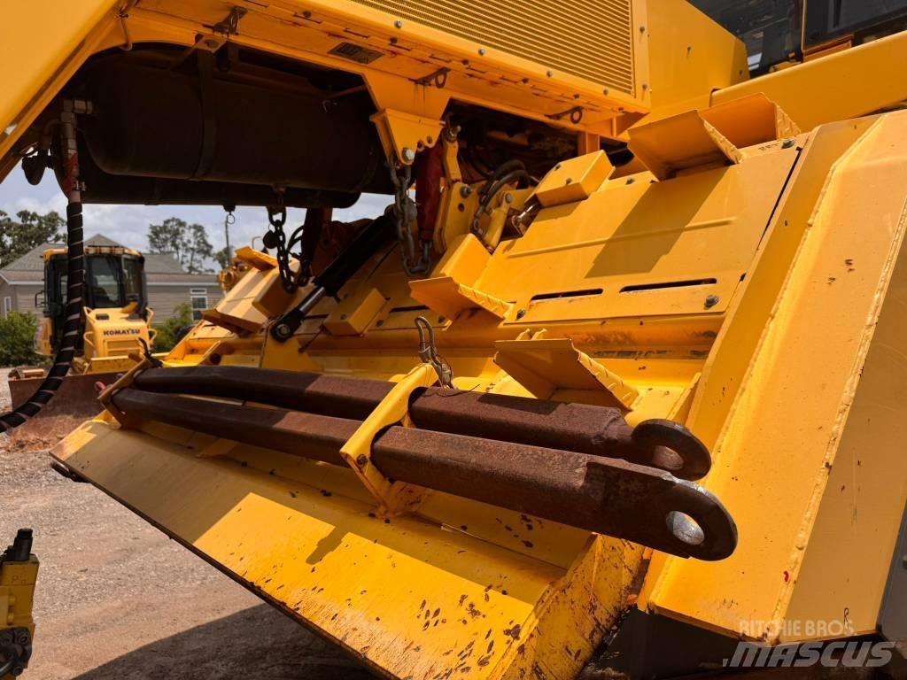 Bomag MPH 125 Equipos para la estabilización de suelos y reciclaje de asfalto
