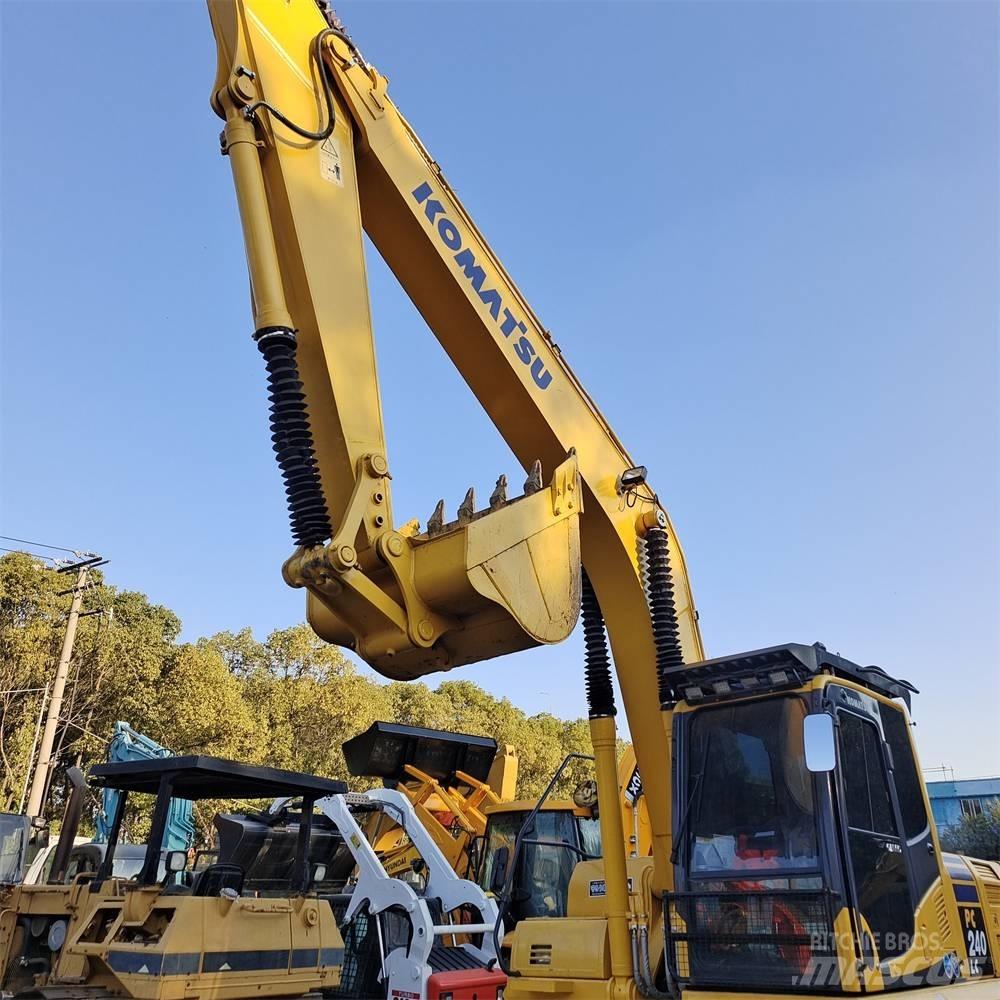 Komatsu PC 240 Excavadoras de cadenas