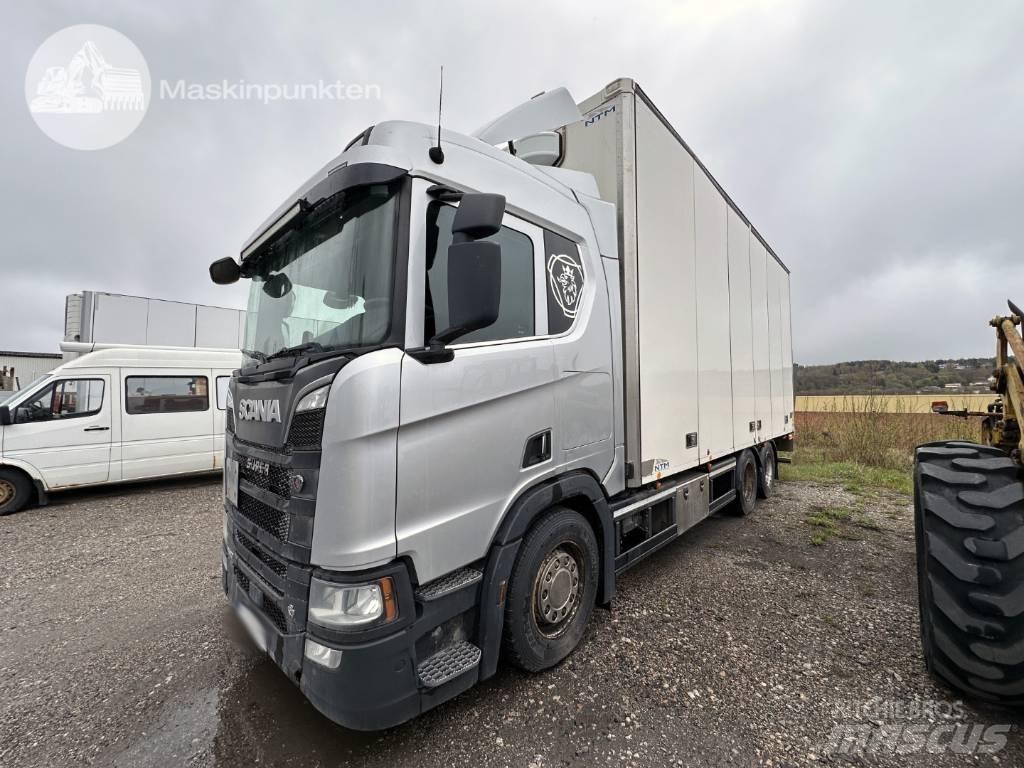 Scania R 520 Camiones caja cerrada