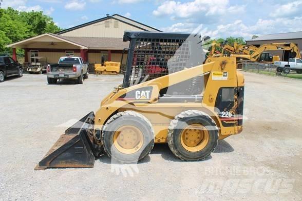 CAT 226 Minicargadoras