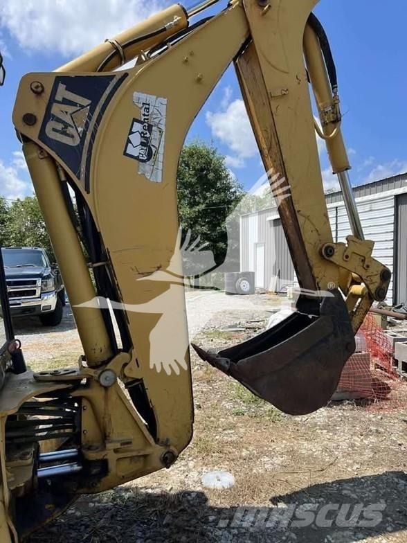 CAT 420D Retrocargadoras