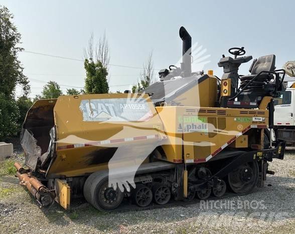 CAT AP-1055F Asfaltadoras
