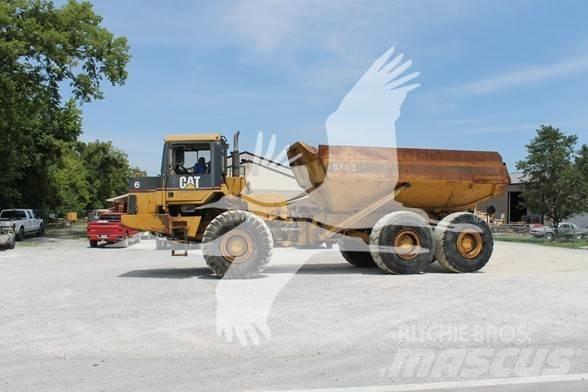 CAT D350E Dúmpers articulados