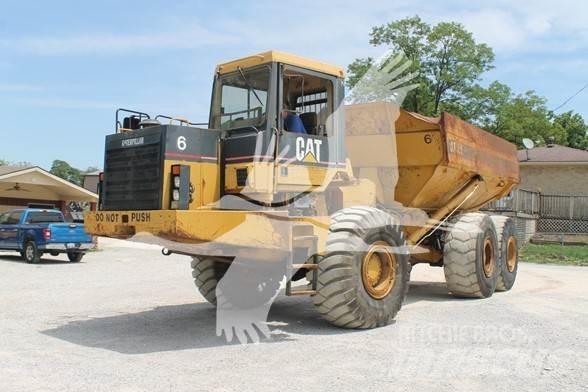 CAT D350E Dúmpers articulados