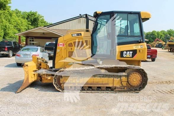 CAT D3K2 XL Buldozer sobre oruga