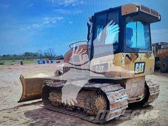 CAT D5K2 LGP Buldozer sobre oruga