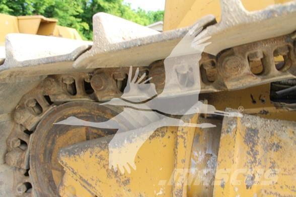 CAT D6N LGP Buldozer sobre oruga