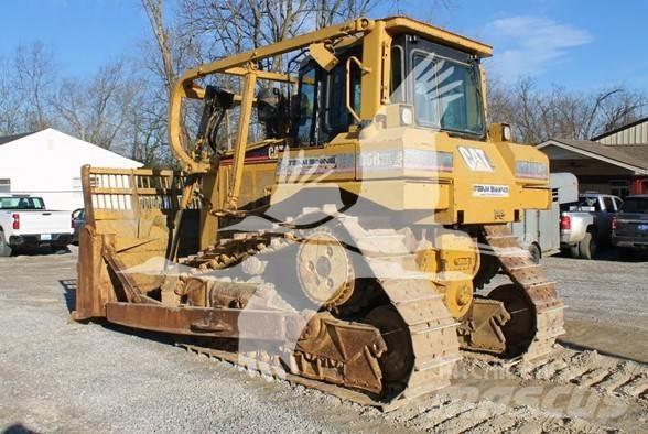 CAT D6R XL Buldozer sobre oruga