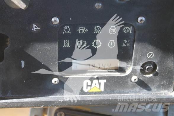 CAT D6T XL Buldozer sobre oruga