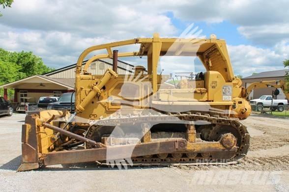 CAT D7F Buldozer sobre oruga