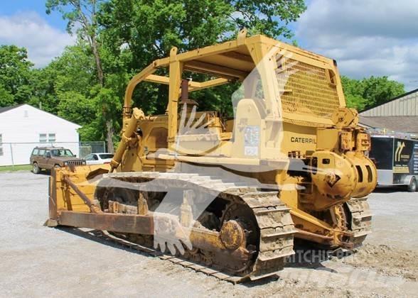 CAT D7F Buldozer sobre oruga
