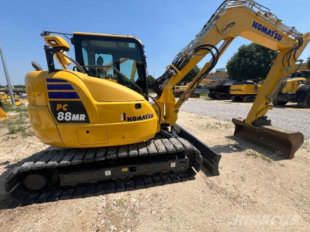 Komatsu PC 88 MR-10 Excavadoras de cadenas