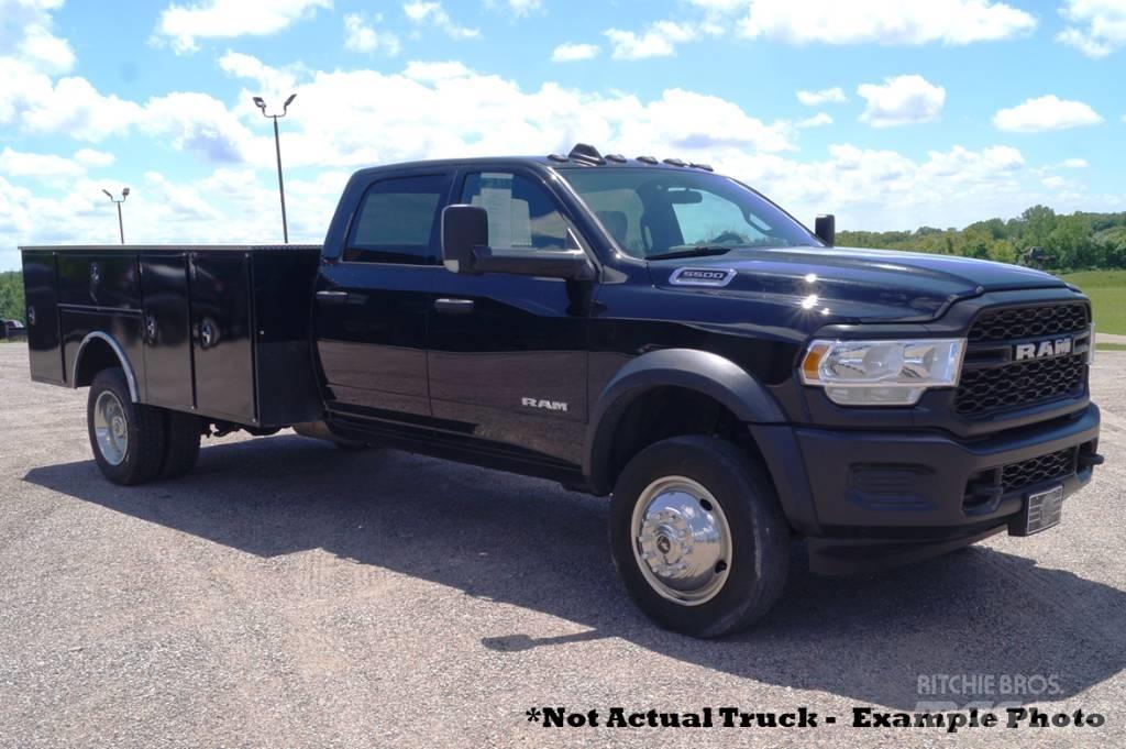 RAM 5500 TRADESMAN Furgonetas caja abierta