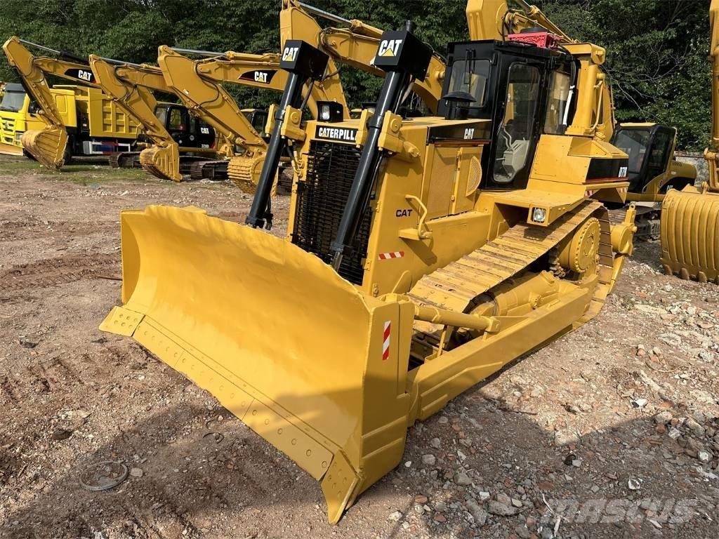 CAT D 7 R Buldozer sobre oruga