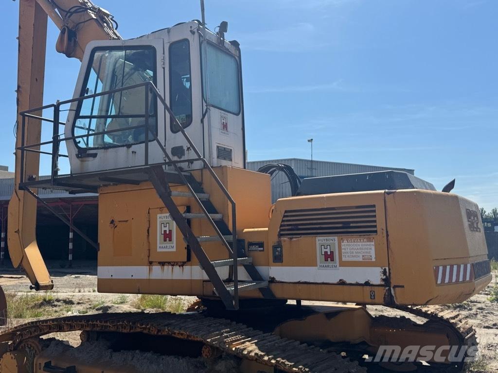 Liebherr 922 Excavadoras de manutención