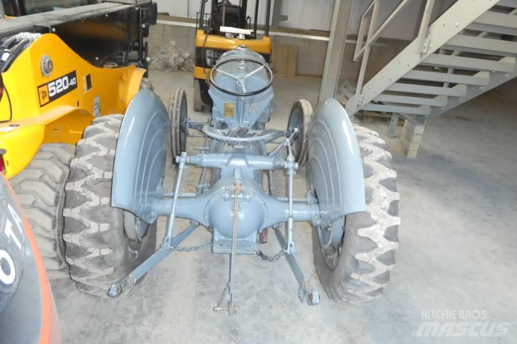 Ferguson type a Tractores