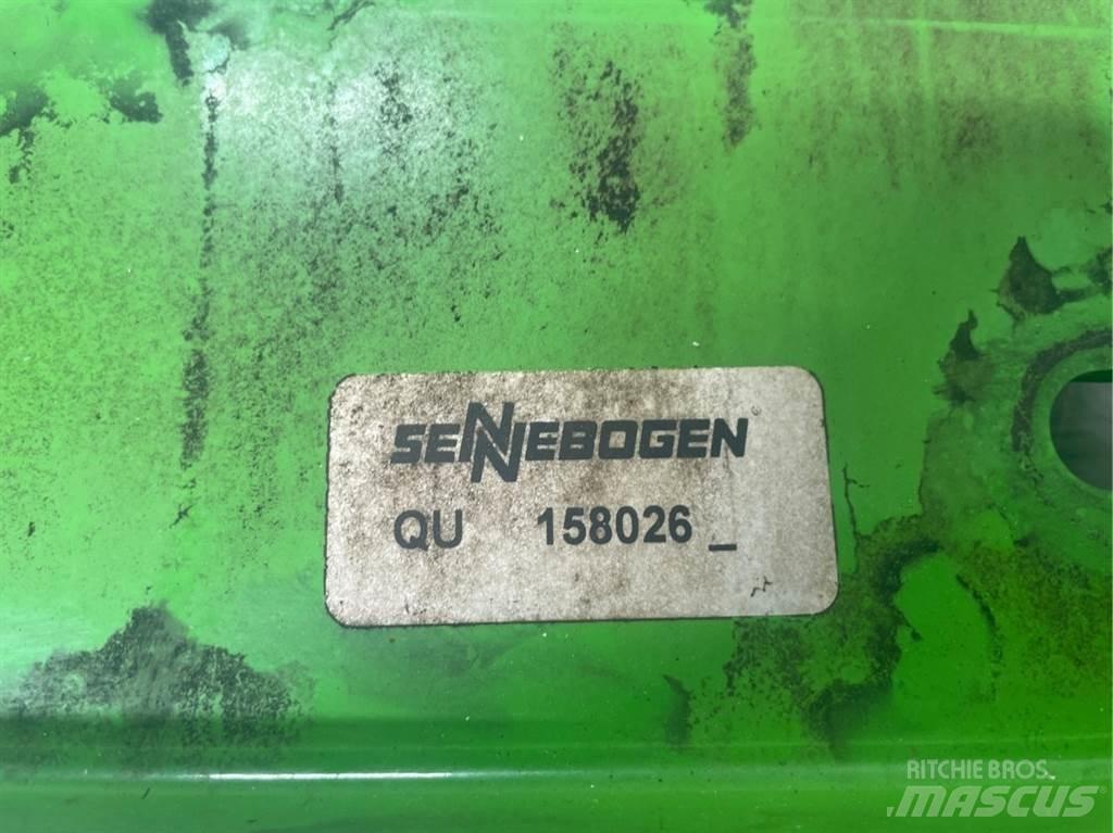 Sennebogen 158026 Chasis y suspención