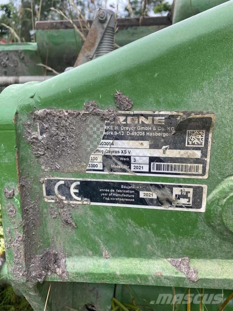 Amazone Cayros XS V Arados reversibles suspendidos