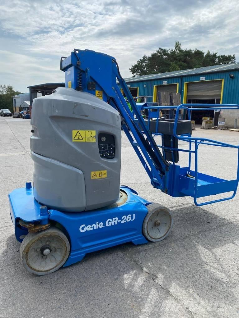 Genie GR 26 J Ascensores de personal y montacargas de acceso