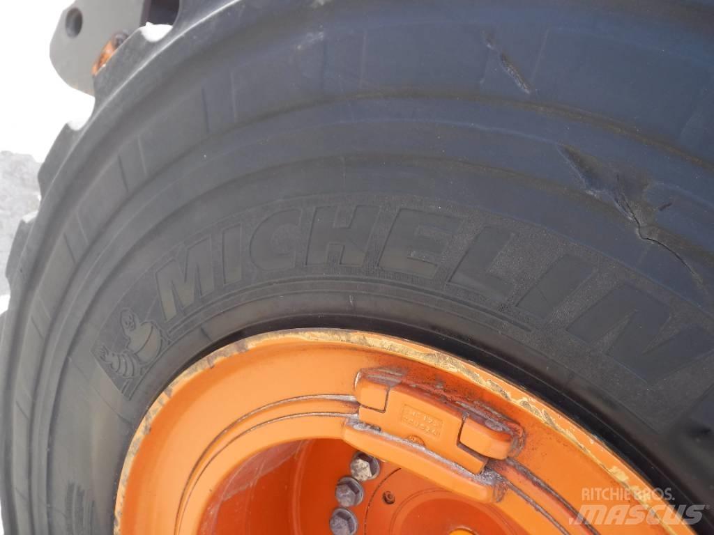 Hitachi ZW 310-6 Cargadoras sobre ruedas