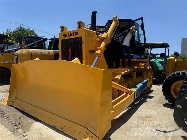 Shantui SD 32 Buldozer sobre oruga