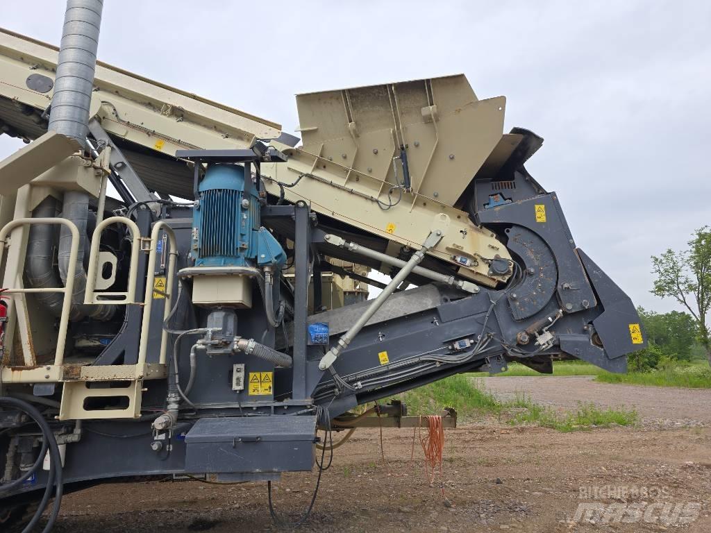 Metso LT 330D Trituradoras móviles