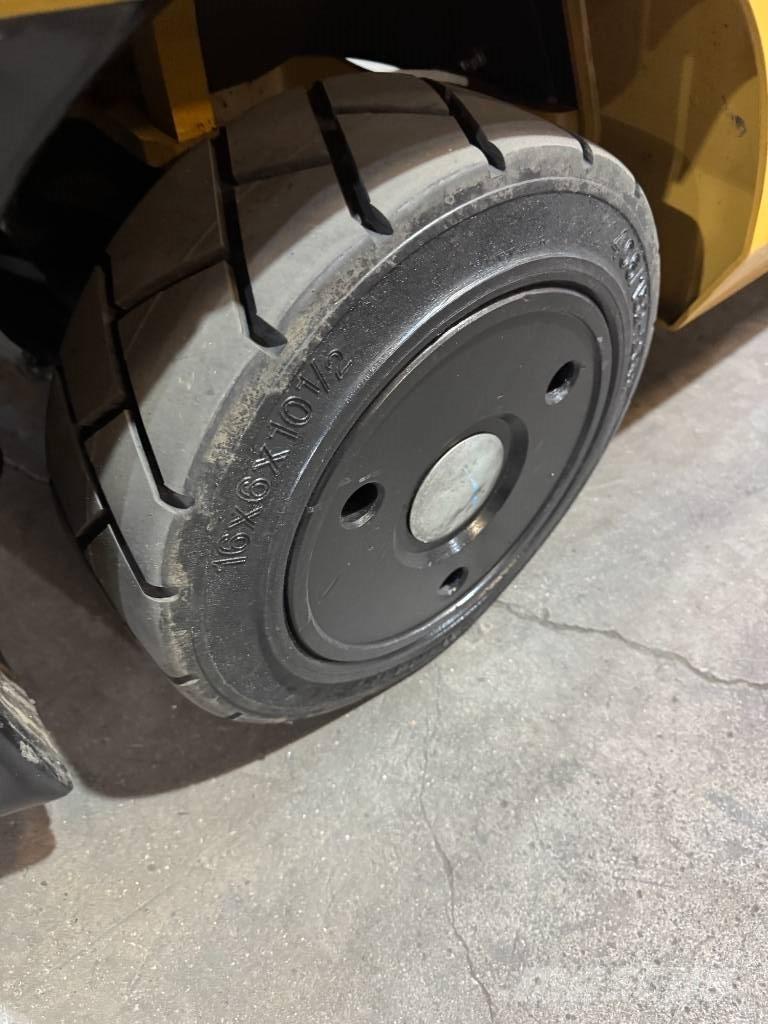 CAT 2C 5000 Otras carretillas elevadoras