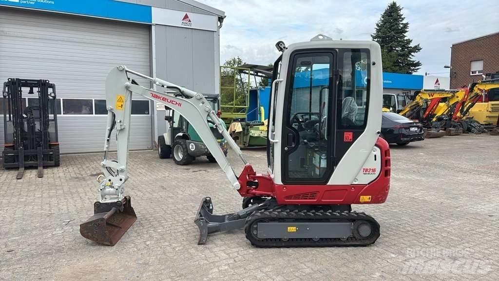 Takeuchi TB216 A Mini excavadoras < 7t