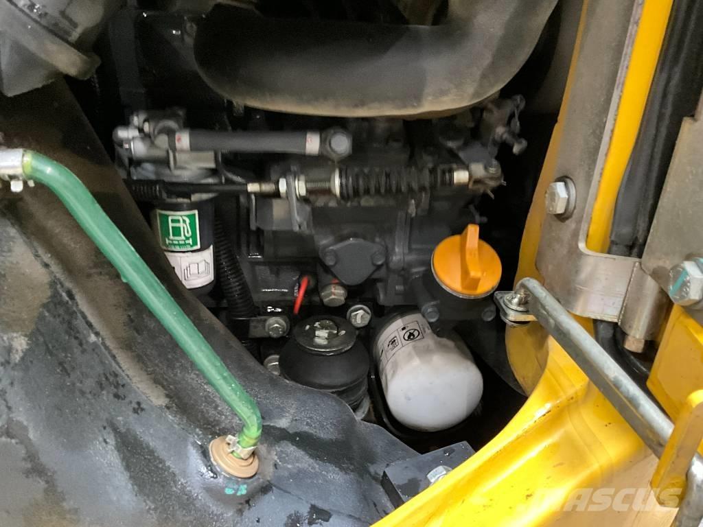 Komatsu PC 14 R-3HS Mini excavadoras < 7t