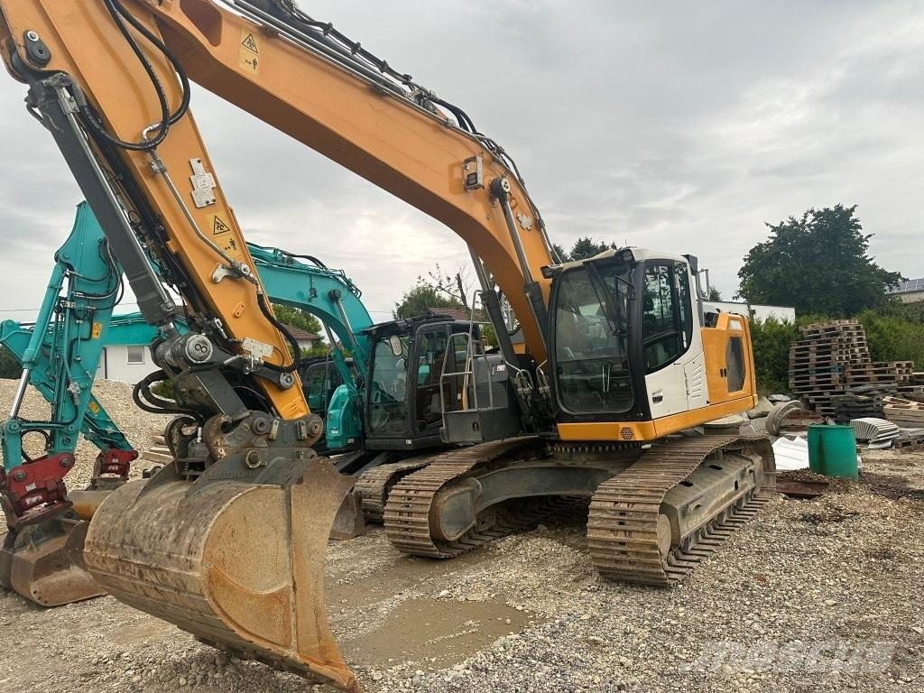 Liebherr R 922 Excavadoras de cadenas
