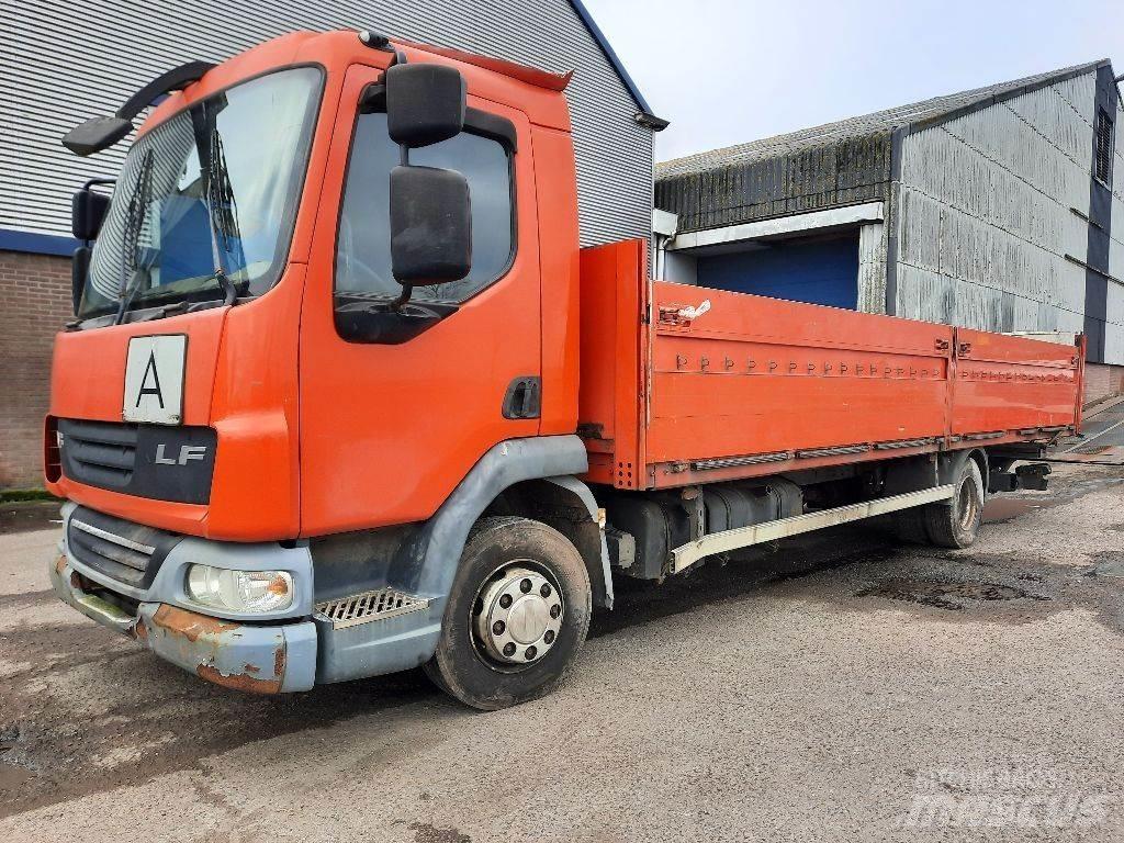 DAF LF45.220 Camiones plataforma