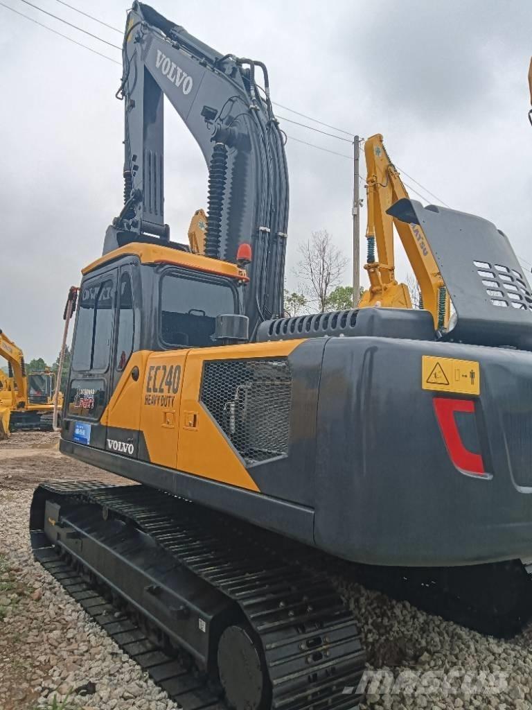 Volvo EC 240 Excavadoras de cadenas