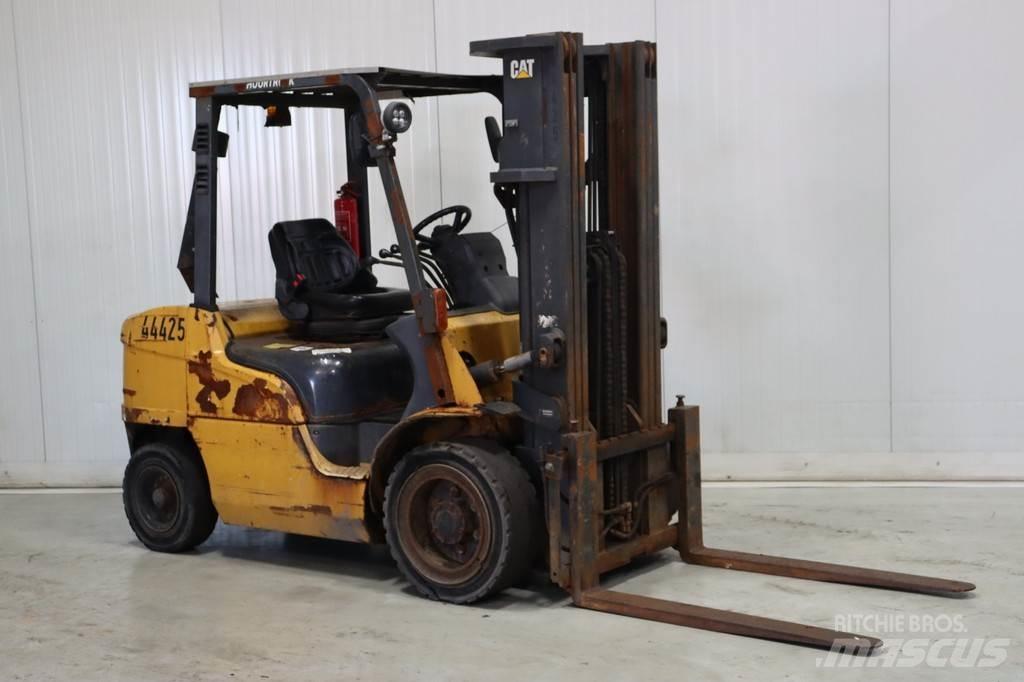 CAT DP30NT Carretillas diesel
