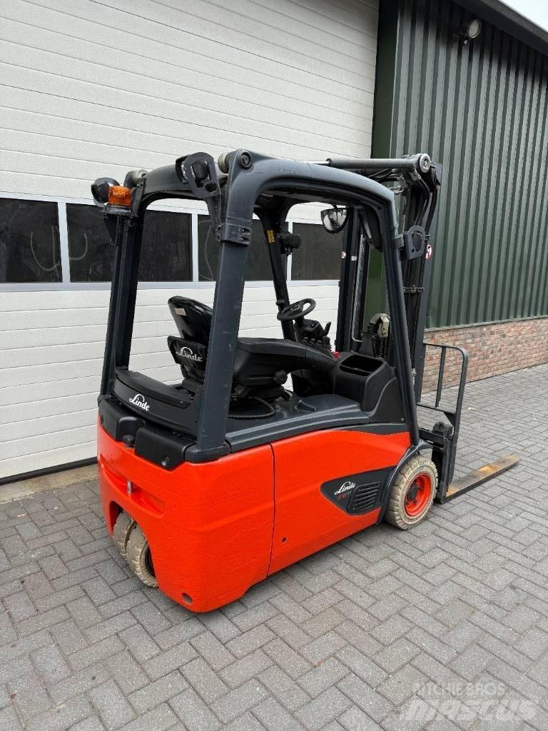 Linde E16-02 Carretillas de horquilla eléctrica