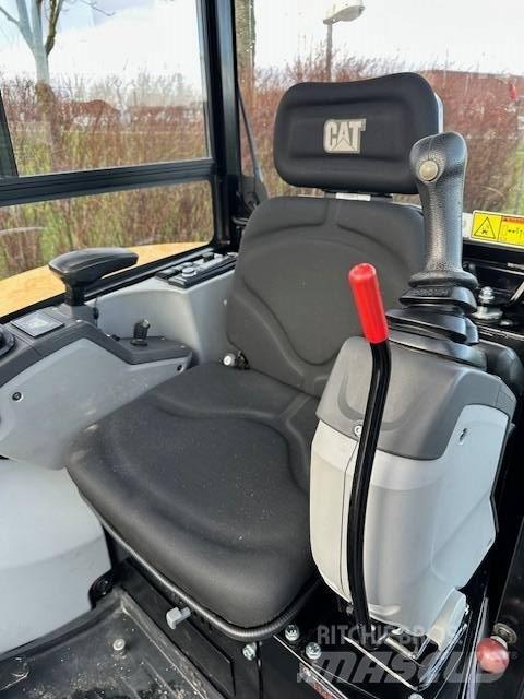 CAT 302.7 D CR Excavadoras de cadenas