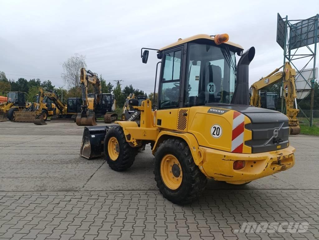 Volvo L 30 G Cargadoras sobre ruedas