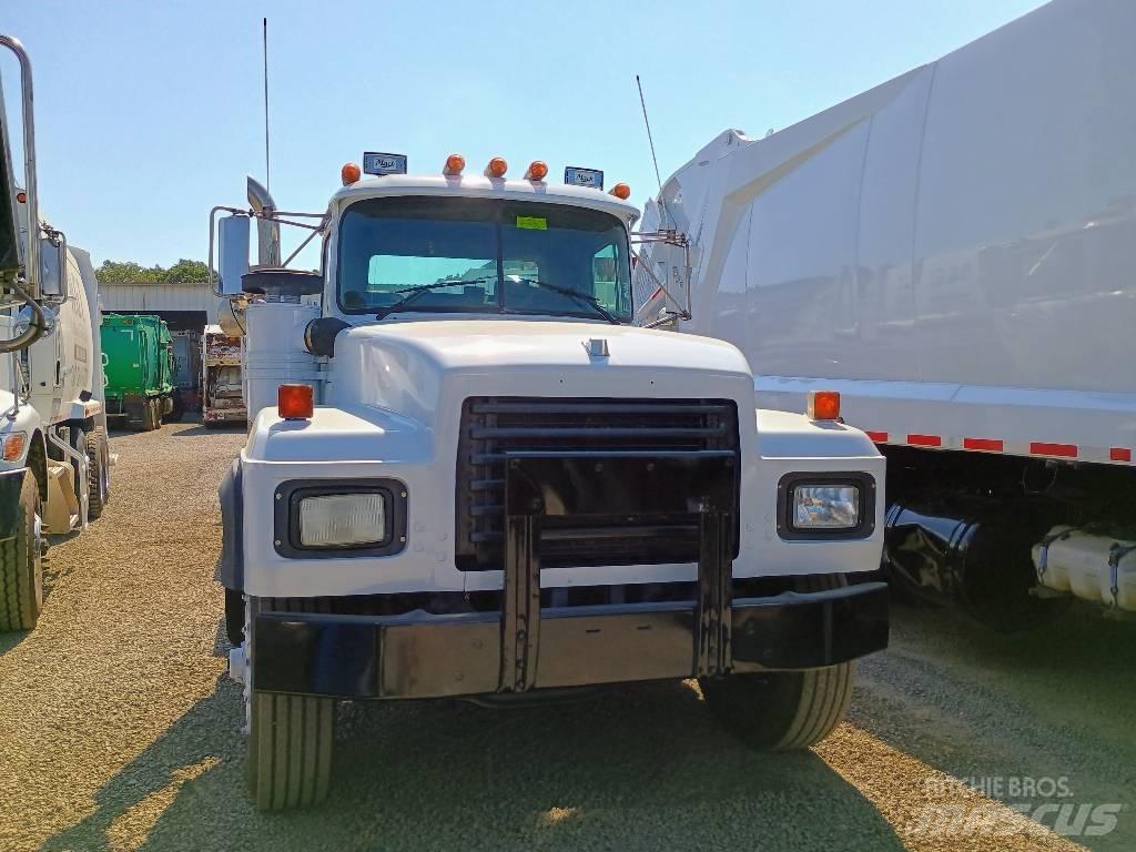 Mack RD 688 S Camiones de basura