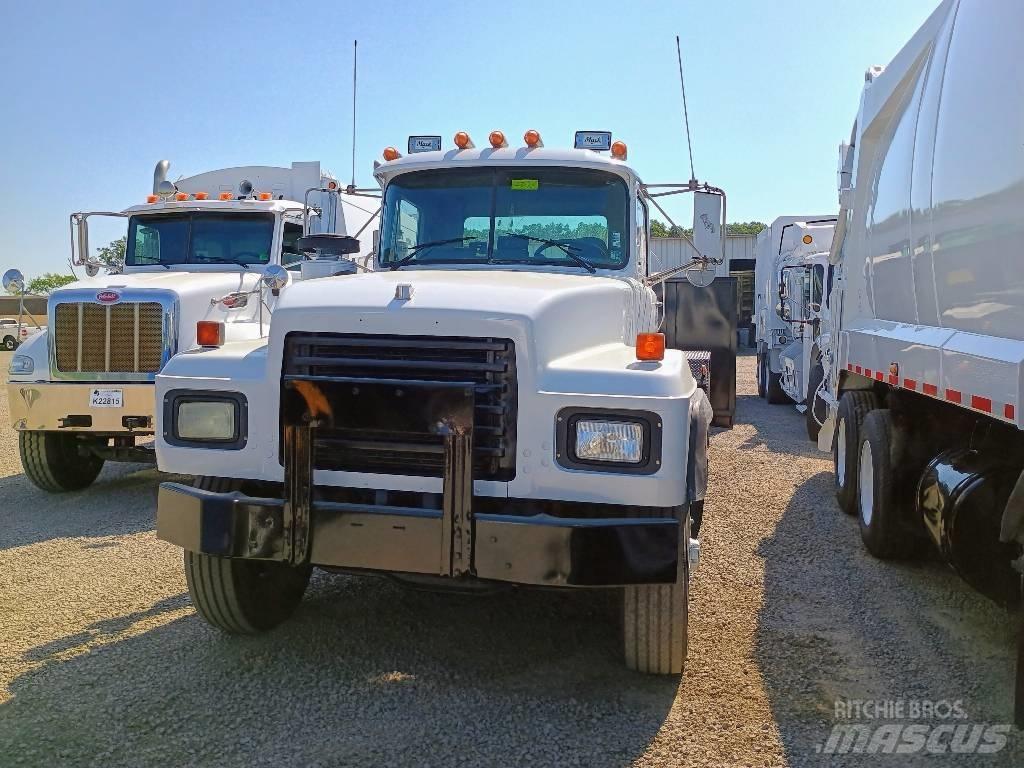 Mack RD 688 S Camiones de basura