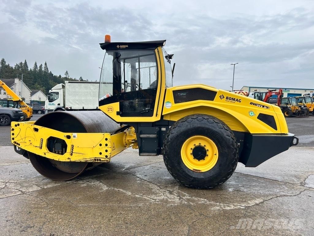 Bomag BW213 D-5 Rodillos de un solo tambor