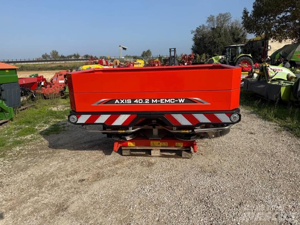 Kuhn AXIS 40.2 Pulverizadores y atomizadores
