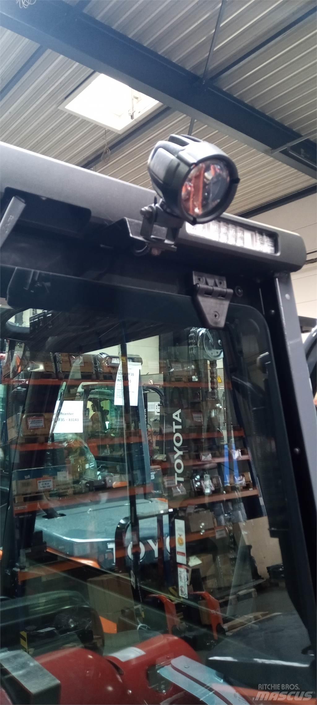 Toyota 02-8FGF25 Carretillas LPG